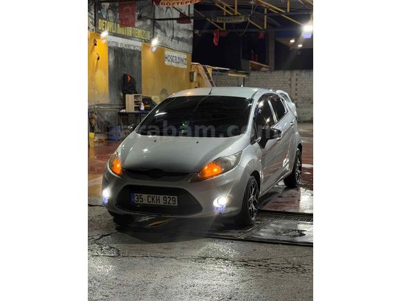 Sahibinden Ford Fiesta 1.4 TDCi Trend 2012 Model  430.000 km Gri