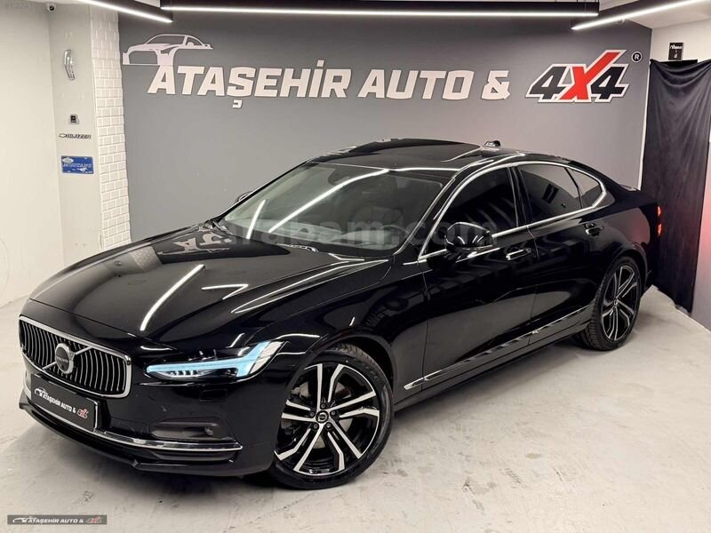 Galeriden Volvo S90 2.0 D B5 Inscription 2020 Model İstanbul 115.000 km Siyah