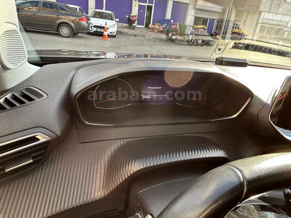 Sahibinden Peugeot 2008 1.5 BlueHDI Active Skypack 2020 Model 
