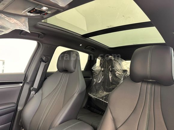 YAZICI 2.EL-2025 BYD SEAL U EV DESİGN 218HP HATASIZ 6001KM