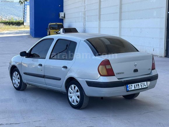 2003 CLIO TEMİZ BAKIMLI KLİMALI 244 bin km'de