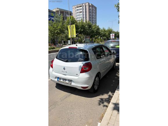 EMSALLERİNİN EN UYGUNU 2011 MODEL CLIO