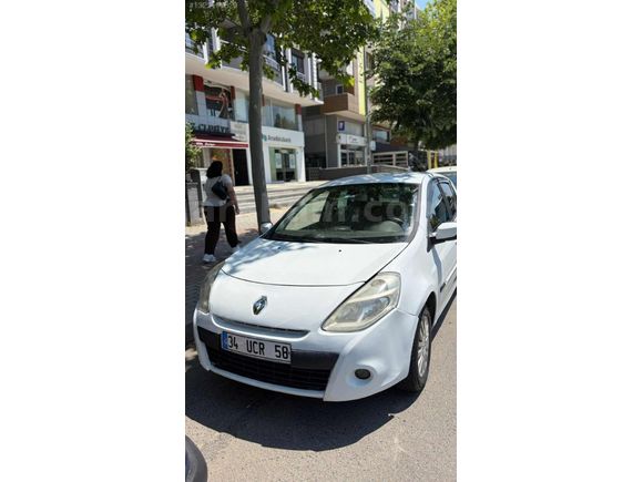 EMSALLERİNİN EN UYGUNU 2011 MODEL CLIO