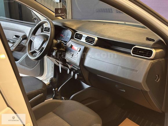 2023 ÇIKIŞLI DACIA DUSTER 1.3 TCE ESSENTİAL 4X4 MANUEL YENİ KASA