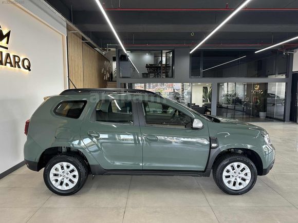 HATASIZ 2024 MODEL DACİA DUSTER 1.3TCE EXPRESSİON Ç.JANT+G.GÖRÜŞ
