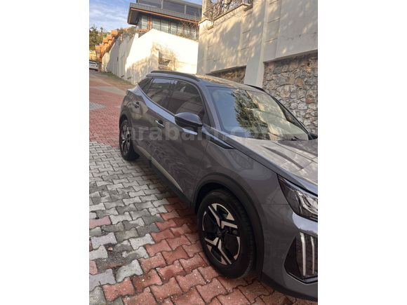 Sahibinden Peugeot 2008 1.2 PureTech Allure 2025 Model 