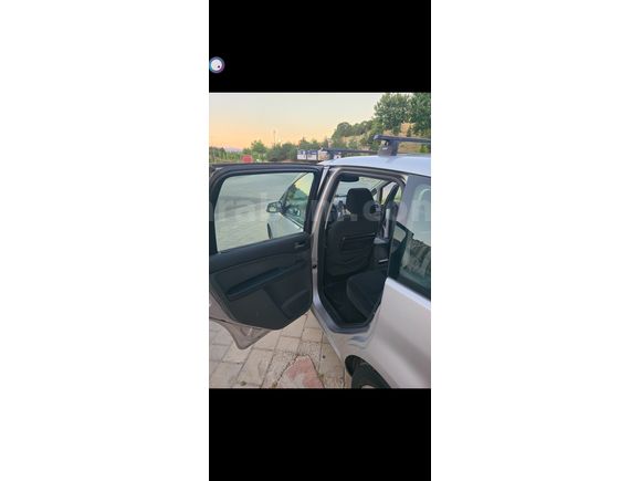 Sahibinden Ford C-Max 1.6 TDCi Ghia 2004 Model 