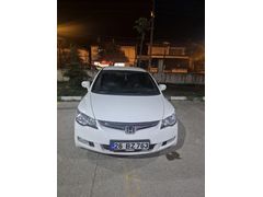 Sahibinden Honda Civic 1.6 Premium 2009 Model  182.000 km Beyaz