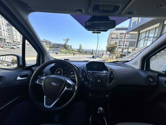 Sahibinden Ford Tourneo Courier 1.6 TDCi Titanium Plus 2014 Model 