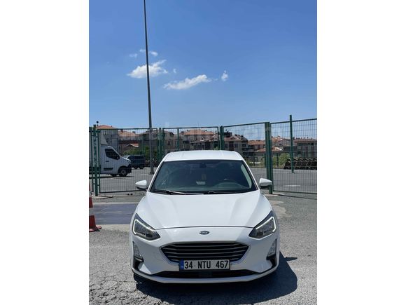 İlk sahibinden.2020 FOCUS OTOMATİK KM 152.000 HATASIZ