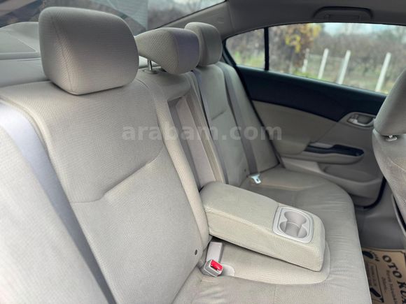 Sahibinden Honda Civic 1.6i VTEC Eco Elegance 2015 Model