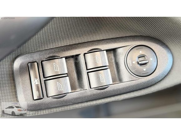 KUGA 2.0 TDCI 4x4 SELECTİVE SUNROF DERİ OTOMATİK MASRAFSIZ
