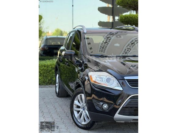 2011 MODEL 2.0 DİZEL OTOMATİK 150.000 KM FORD KUGA TİTANİUM