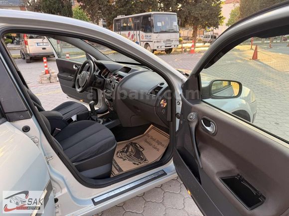 2004 MODEL 1.5 DİZEL DYNAMİQUE MEGANE II HB KREDİ K.TAKSİT
