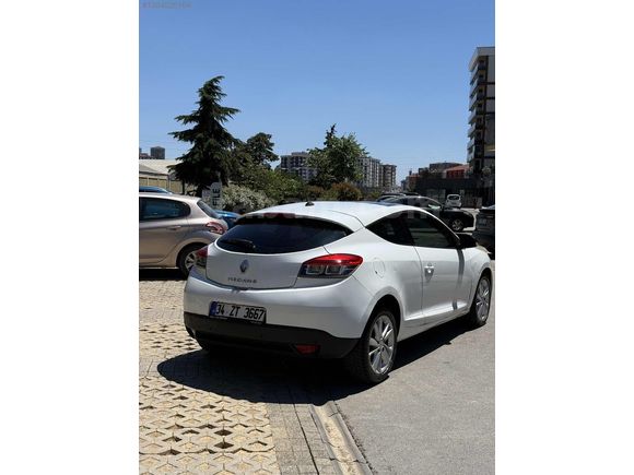 Düşük KM masrafsız Cam tavanlı