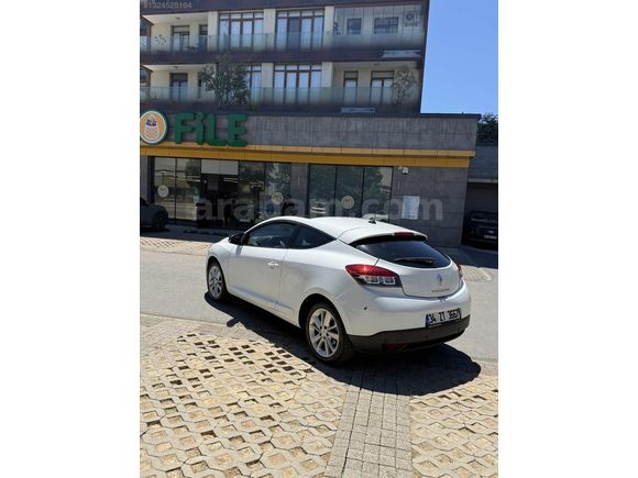 Düşük KM masrafsız Cam tavanlı