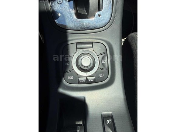 Düşük KM masrafsız Cam tavanlı