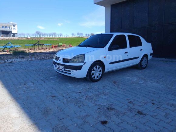 Sahibinden Renault Clio 1.4 Dynamique 2004 Model 