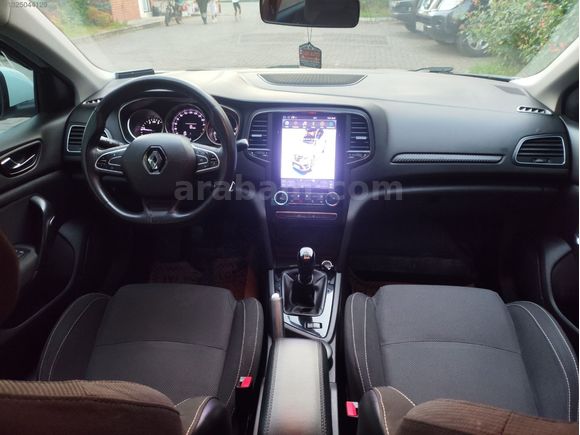 Hatasız bakımlı Megane 4
