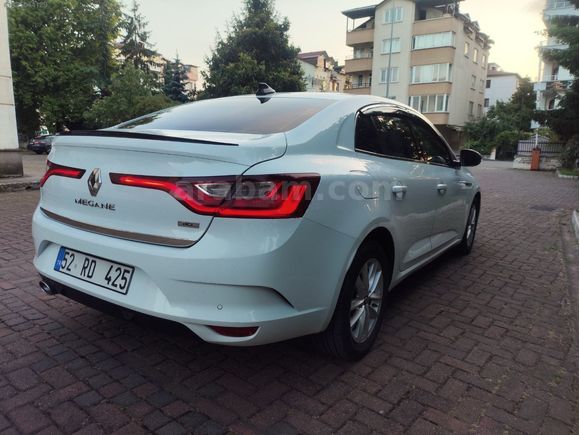 Hatasız bakımlı Megane 4