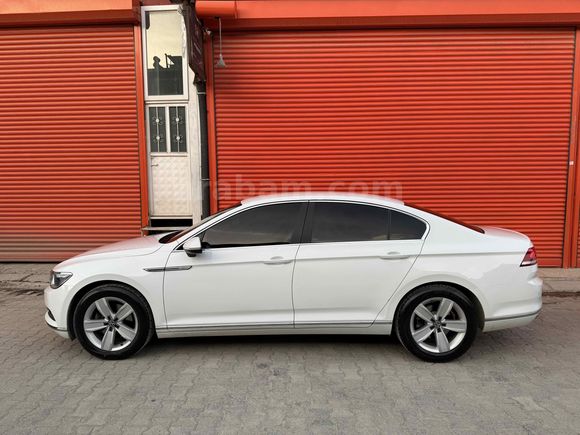 Memurdan Volkswagen Passat 1.4 TSi BlueMotion Comfortline 2017 Model 