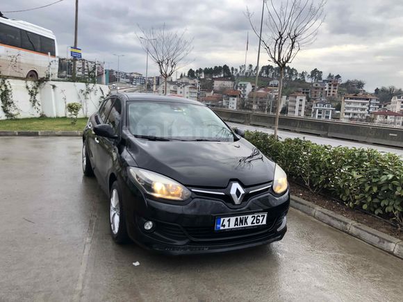Sahibinden Renault Megane 1.5 dCi Touch 2014 Model  232.000 km Siyah