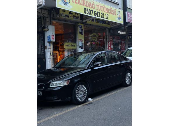 Sahibinden Volvo S40 1.6 D 2011 Model  300.000 km Siyah