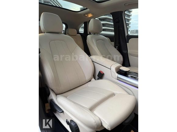 MERCEDES-BENZ GLA 200 PROGRESSİVE 2020 49 BİN KM HATASIZ