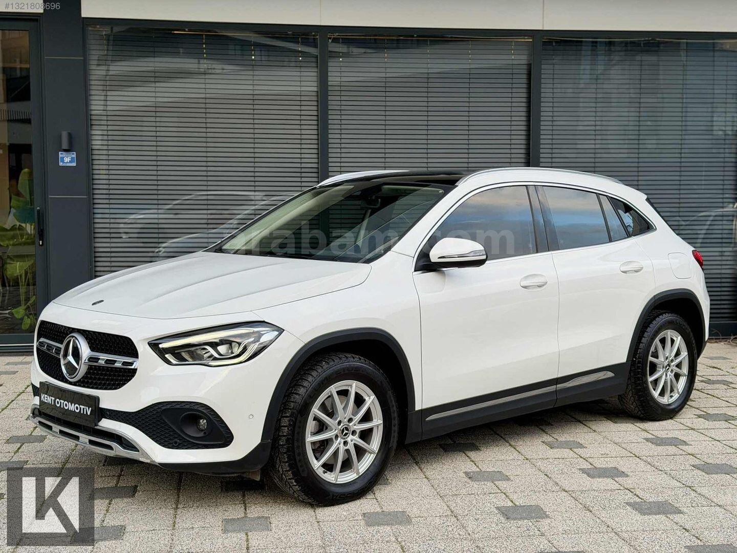 MERCEDES-BENZ GLA 200 PROGRESSİVE 2020 52 BİN KM HATASIZ 1