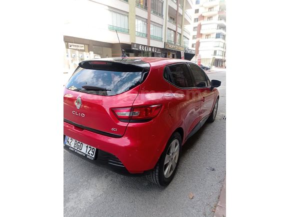 Renault Clio İcon 90 HP Bakımlı