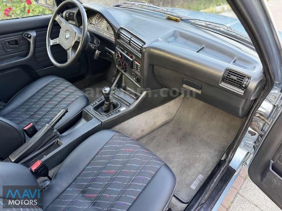 BMW E30 NADİR KALANLARDAN ..