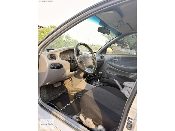 HYUNDAİ ELENTRA 1.6İ GL KLİMALİ