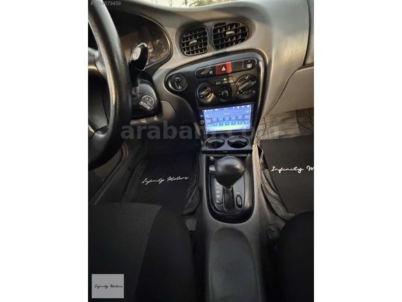 HYUNDAİ ELENTRA 1.6İ GL KLİMALİ