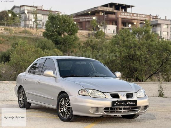 HYUNDAİ ELENTRA 1.6İ GL KLİMALİ