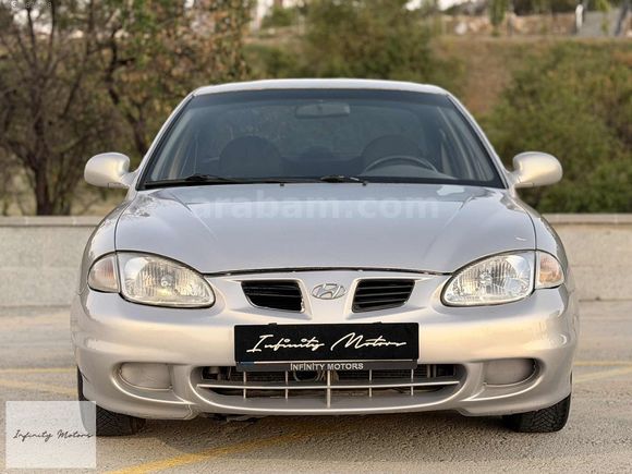 HYUNDAİ ELENTRA 1.6İ GL KLİMALİ