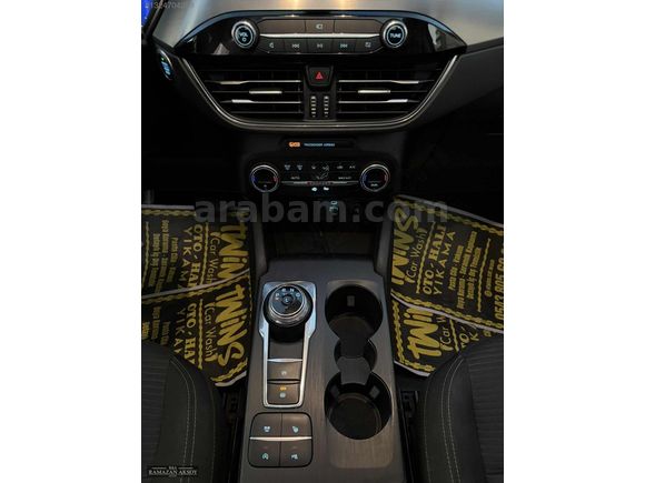 RA MOTORS SUV KUGA CAM TAVAN DOLULAR DOLUSU HATASIZ BOYASIZ.!
