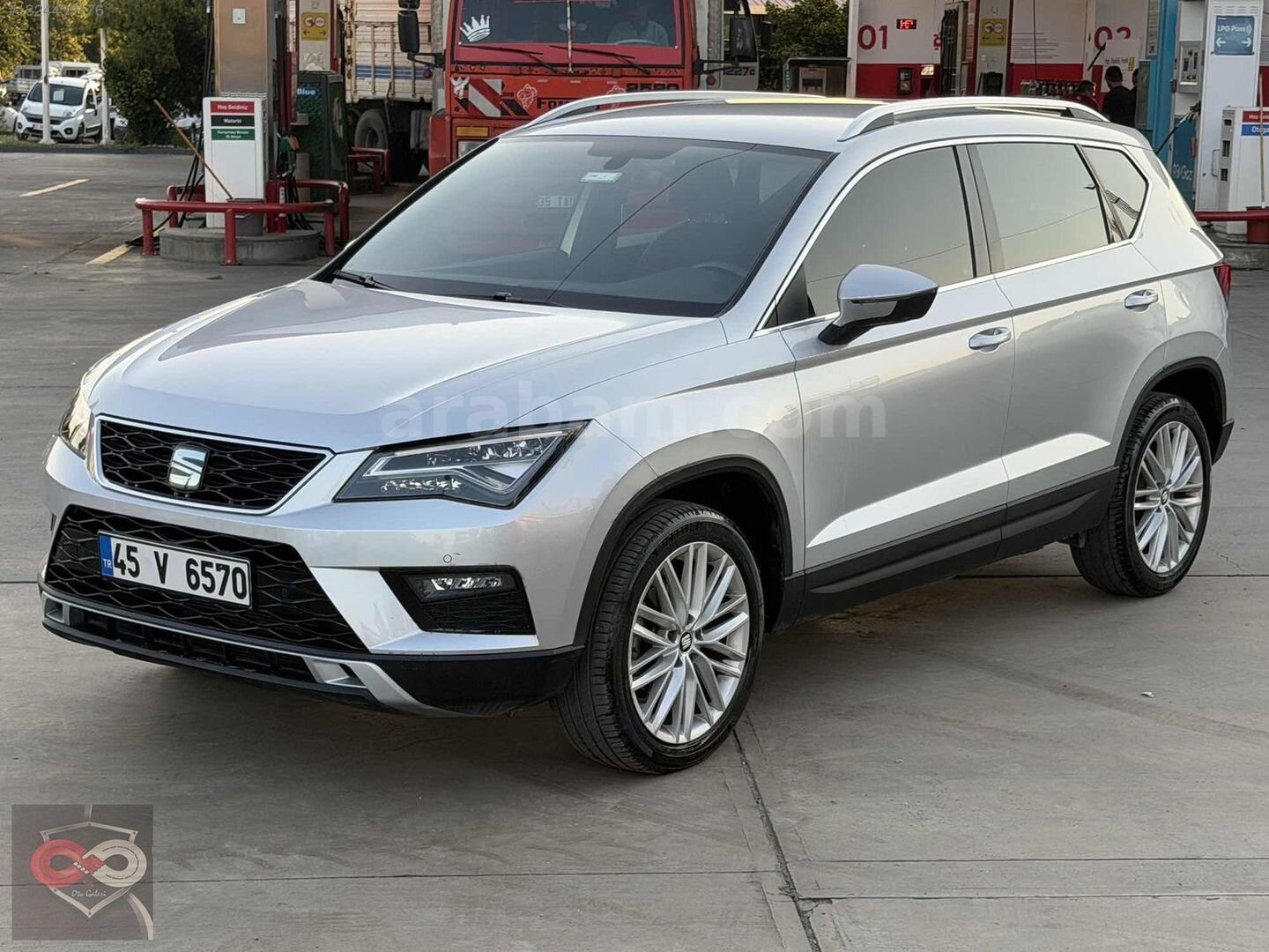 Galeriden Seat Ateca 1.6 TDI Ecomotive Xcellence 2019 Model Manisa 35.000 km Gri 4