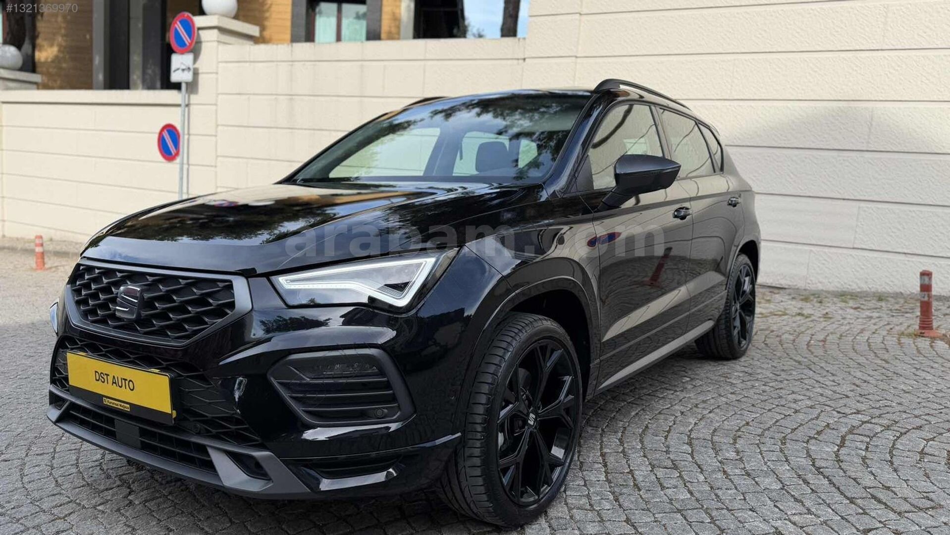 Galeriden Seat Ateca 1.5 EcoTSI FR 2025 Model İstanbul 9.400 km Siyah 3