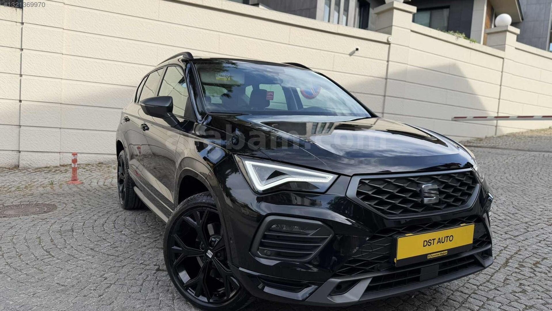 Galeriden Seat Ateca 1.5 EcoTSI FR 2025 Model İstanbul 9.400 km Siyah 6