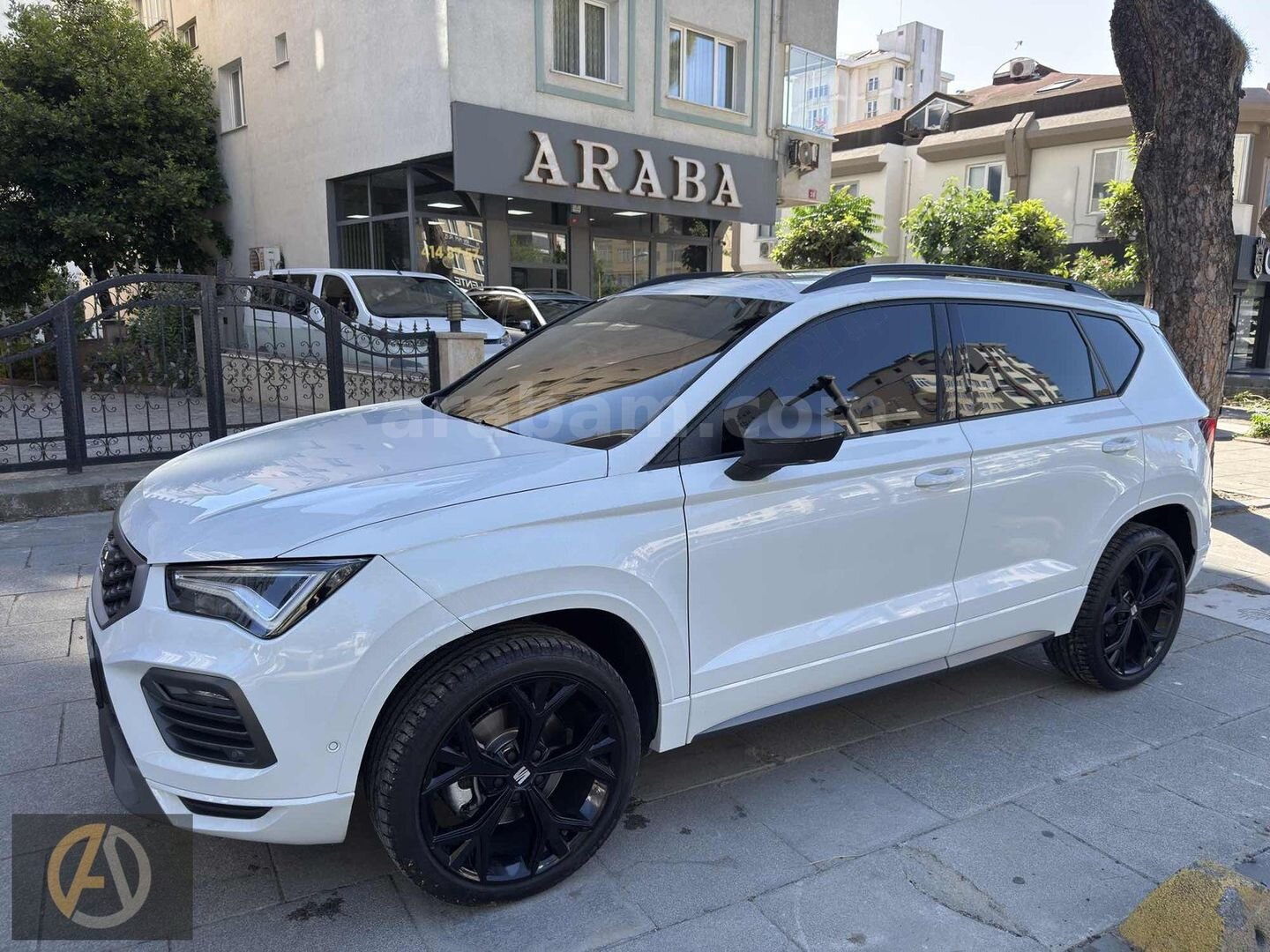 Galeriden Seat Ateca 1.5 EcoTSI FR 2025 Model İstanbul 22.000 km Beyaz 3