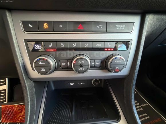 BOYASIZ 2025 MODEL 9 BİN KM ATECE FR DARK EDİTİON HATASIZ...