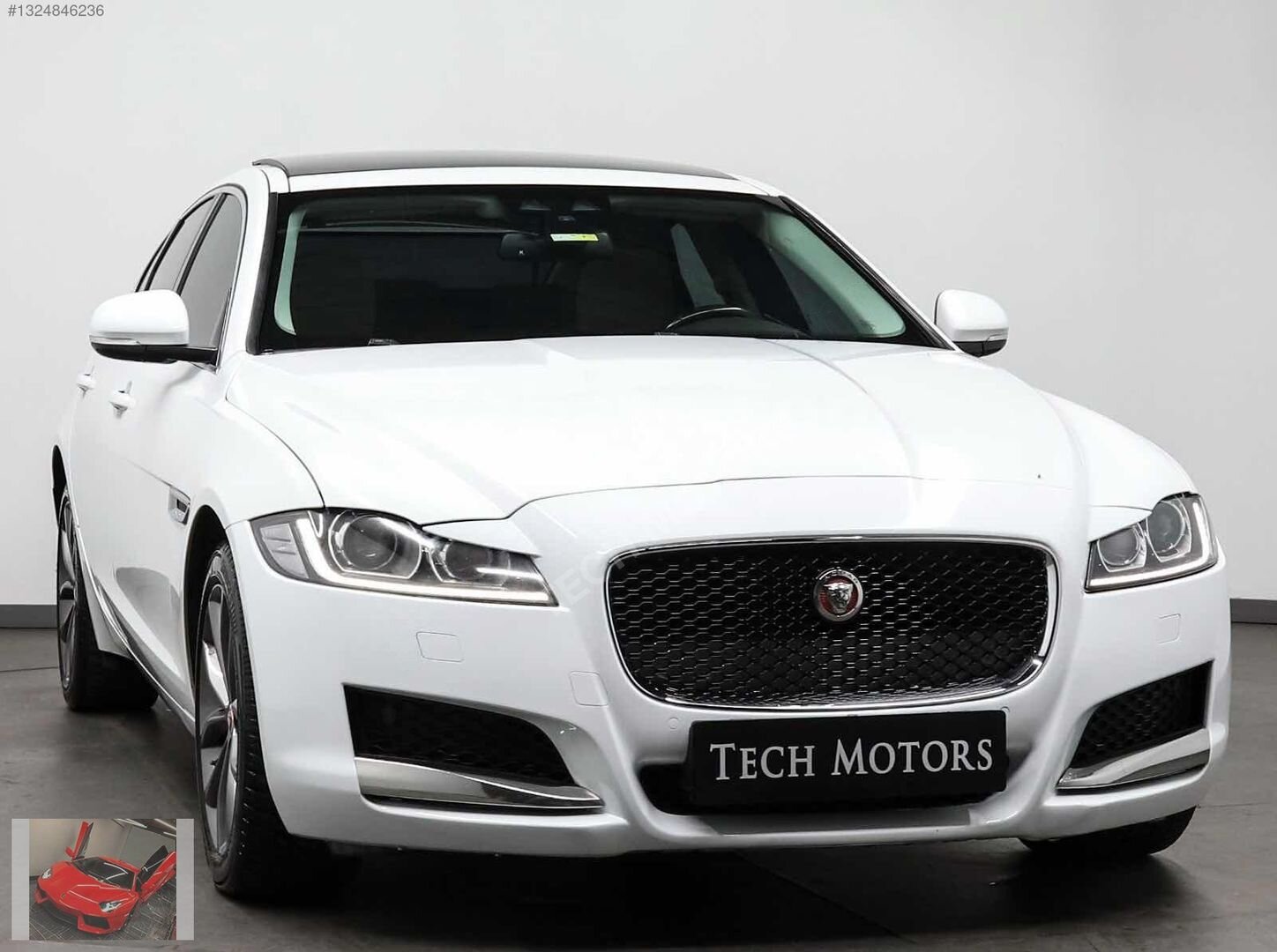 Galeriden Jaguar XF 2.0 D Portfolio Plus 2017 Model İstanbul 184.000 km Beyaz 2