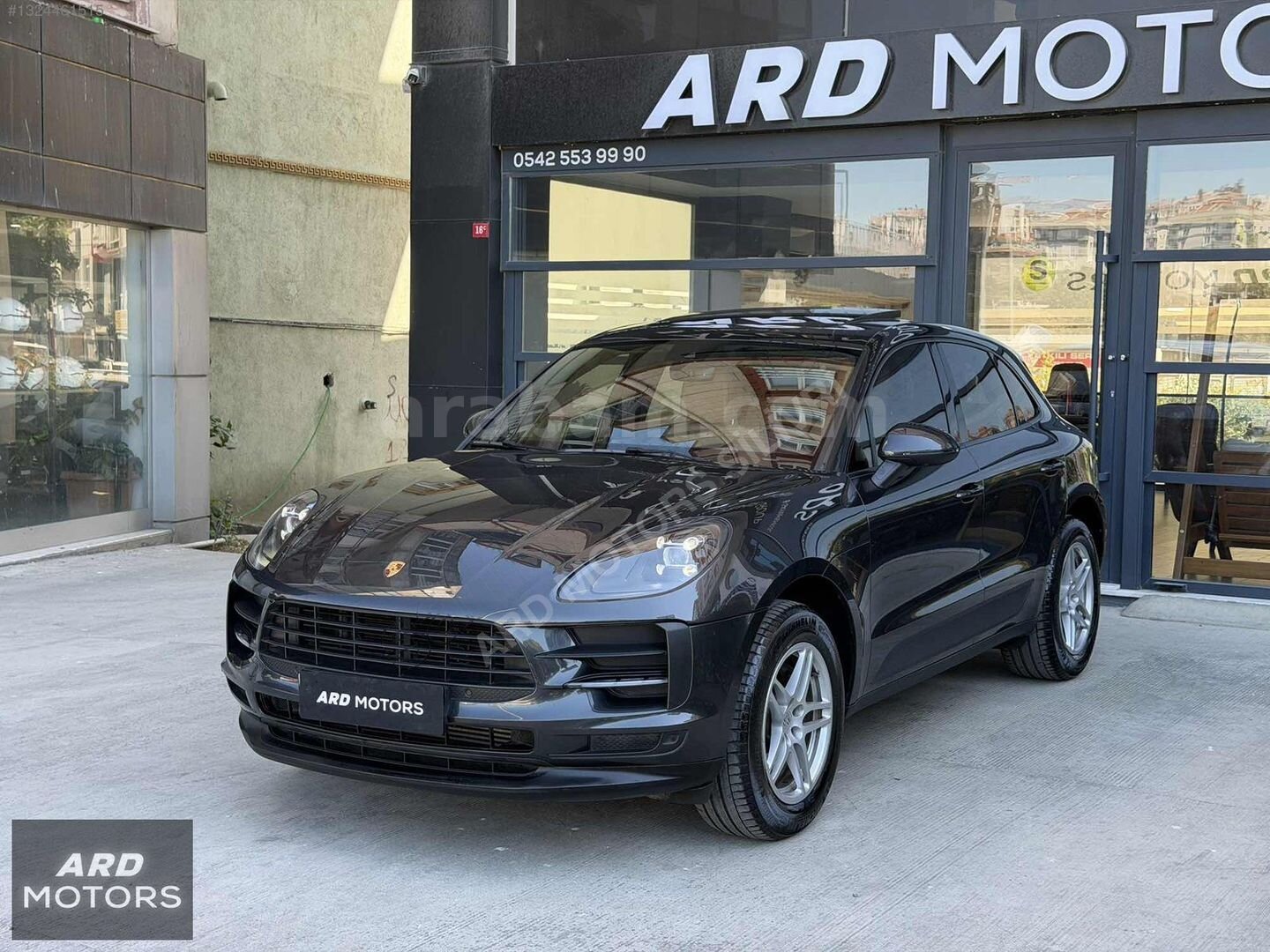 Galeriden Porsche Macan 2.0 2021 Model İstanbul 143.000 km Füme 4