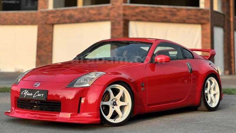Galeriden Nissan 350 Z Coupe 2005 Model Kütahya 120.000 km Kırmızı