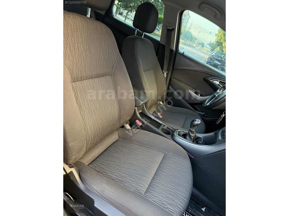 VERA AUTO'DAN OPEL ASTRA 2012 MODEL HATASIZ BOYASIZ TRAMERSİZ
