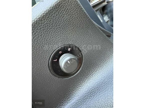 VERA AUTO'DAN OPEL ASTRA 2012 MODEL HATASIZ BOYASIZ TRAMERSİZ