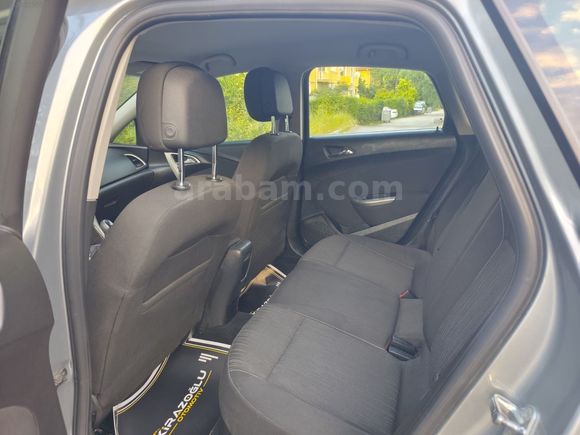 KİRAZOĞLU OTOMOTİV// 2012 MODEL 1.3 CDTİ HATCBACK OPEL ASTRA