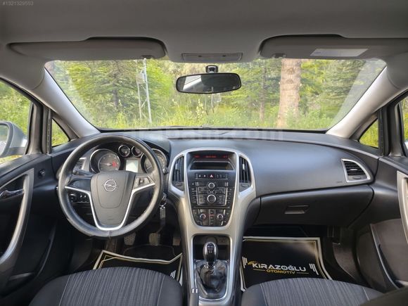 KİRAZOĞLU OTOMOTİV// 2012 MODEL 1.3 CDTİ HATCBACK OPEL ASTRA