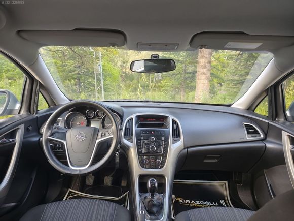 KİRAZOĞLU OTOMOTİV// 2012 MODEL 1.3 CDTİ HATCBACK OPEL ASTRA