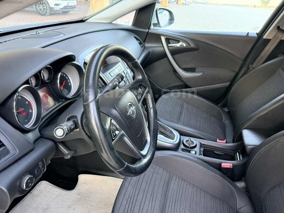 OTOBER 2017 OPEL ASTRA ELİTE DİZEL OTOMATİK FULL BAKIMLI